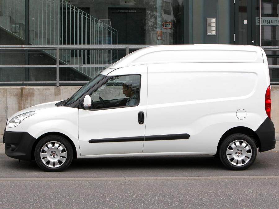  Fiat Doblo Cargo XL 2012 года  (фото 4 из 10)